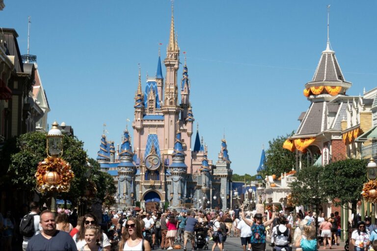 Disney World Employee Reveals Secret Store for Workers: Video