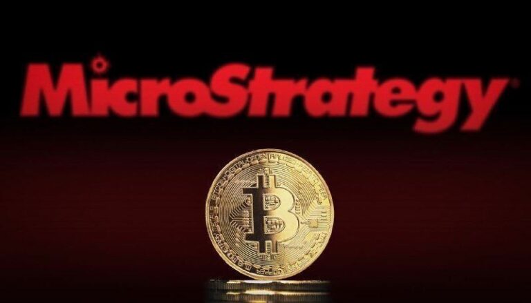 Can MicroStrategy stock shoot to $700 amid Bitcoin rally?