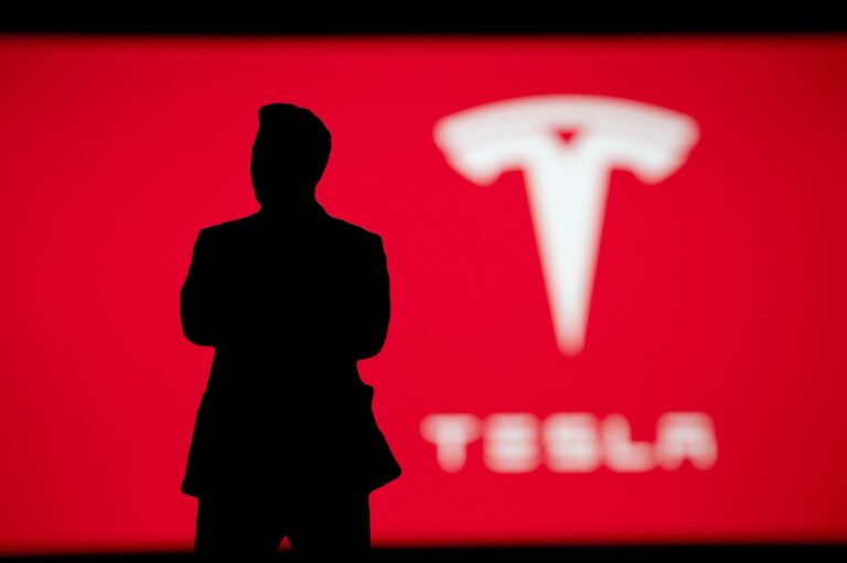 Here’s how much Tesla stock Elon Musk now owns