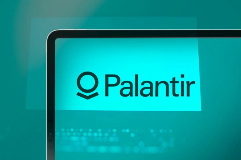 Palantir stock earnings forecast: Why analysts are bullish