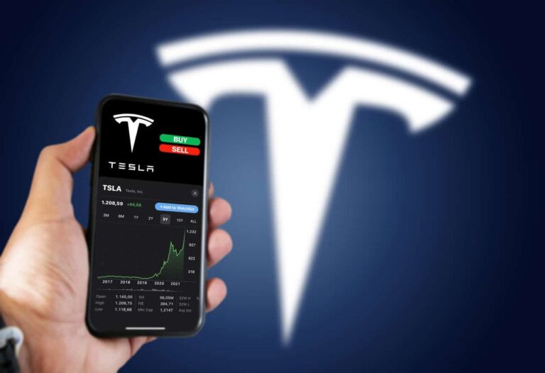 Analyst sets date when Tesla stock will hit $500 base target